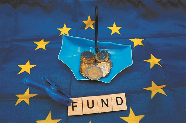 Ταμείο Ανάκαμψης : Η Κομισιόν θα δανείζεται 150 δισ. ευρώ ετησίως για τη χρηματοδότησή του μέχρι το 2026