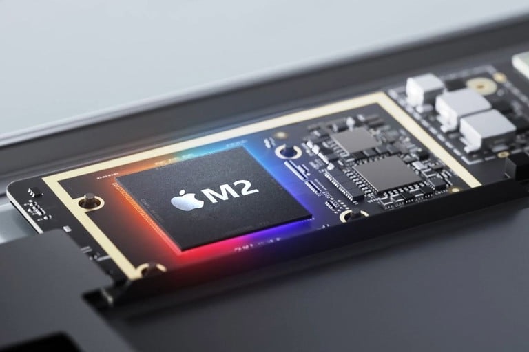 Apple: Σε παραγωγή ο επεξεργαστής M2 που θα εξοπλίσει το επόμενο MacBook Pro