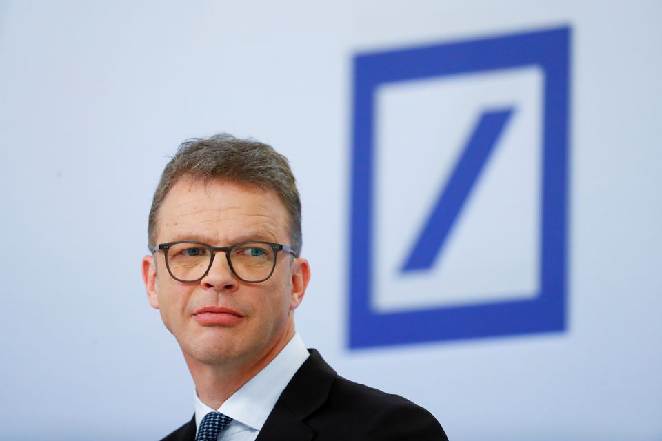Deutsche Bank: Στο 50% ο κίνδυνος παγκόσμιας ύφεσης, λέει ο Διευθύνων Σύμβουλος
