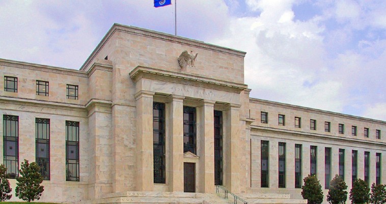 Fed: Επισπεύδει την αύξηση των επιτοκίων- Ανεβάζει τον πήχη για τον πληθωρισμό