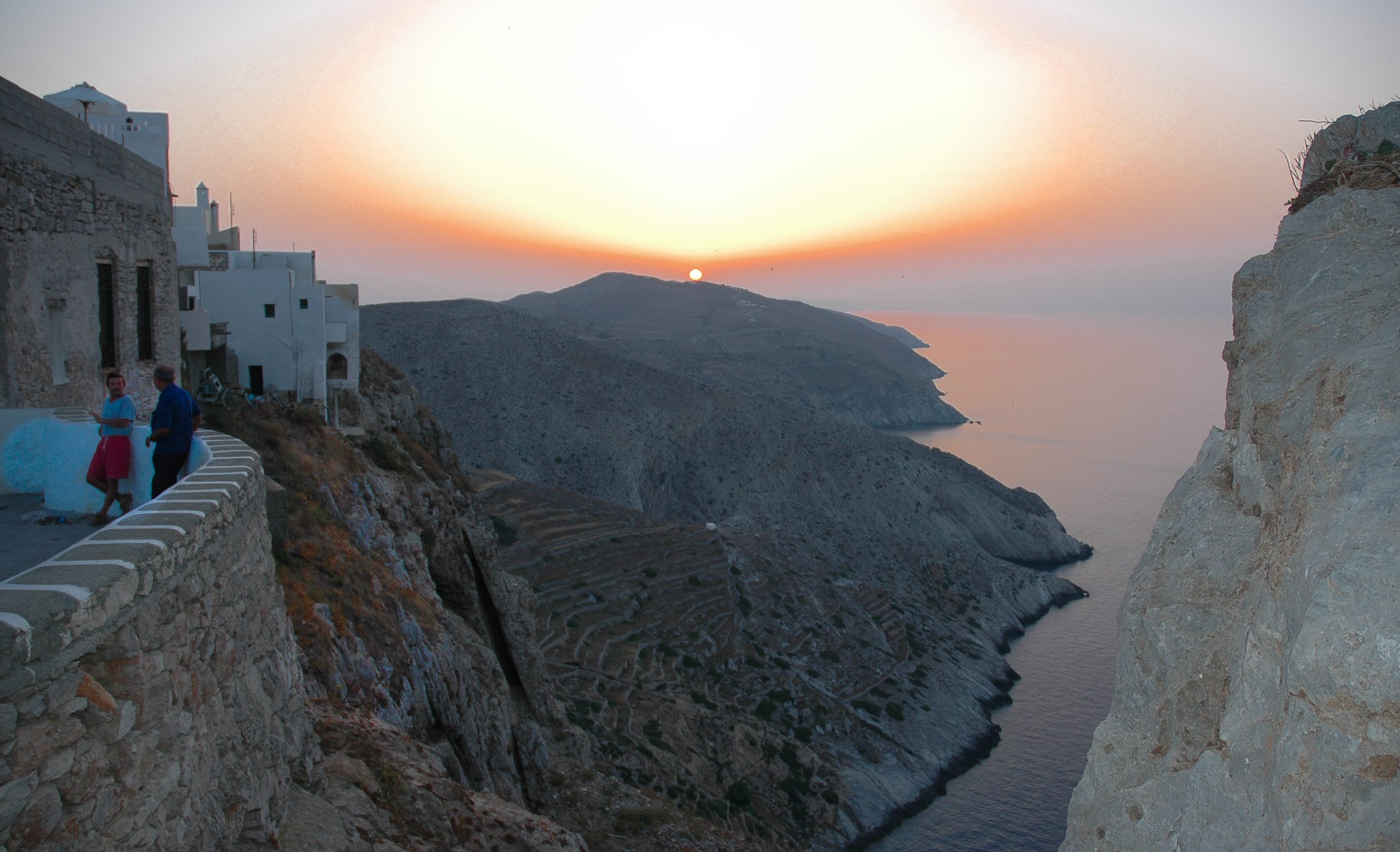 Spiegel : Επτά προτάσεις για διακοπές στην Ελλάδα