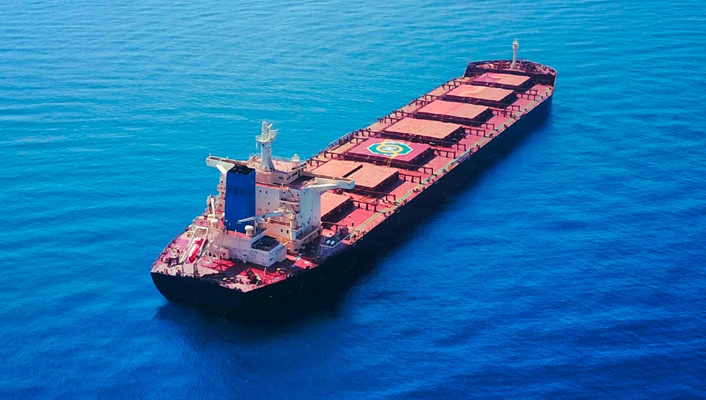 E.E. – Αυξάνει τις εισαγωγές άνθρακα σπρώχνοντας ψηλότερα τους ναύλους