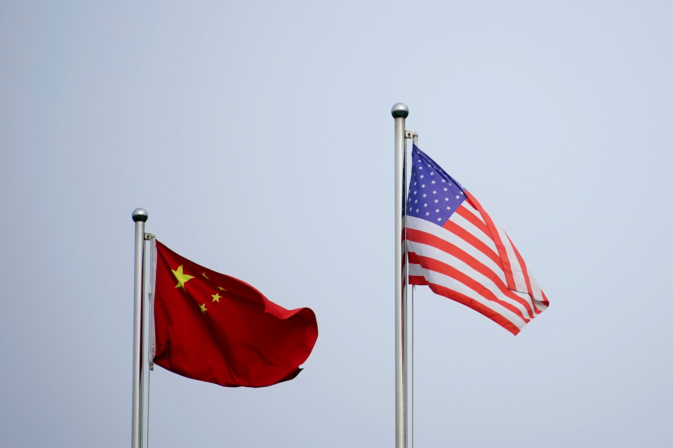 Κίνα – Συνομιλίες με αμερικανικές εταιρείες για μακροπρόθεσμες προμήθειες LNG