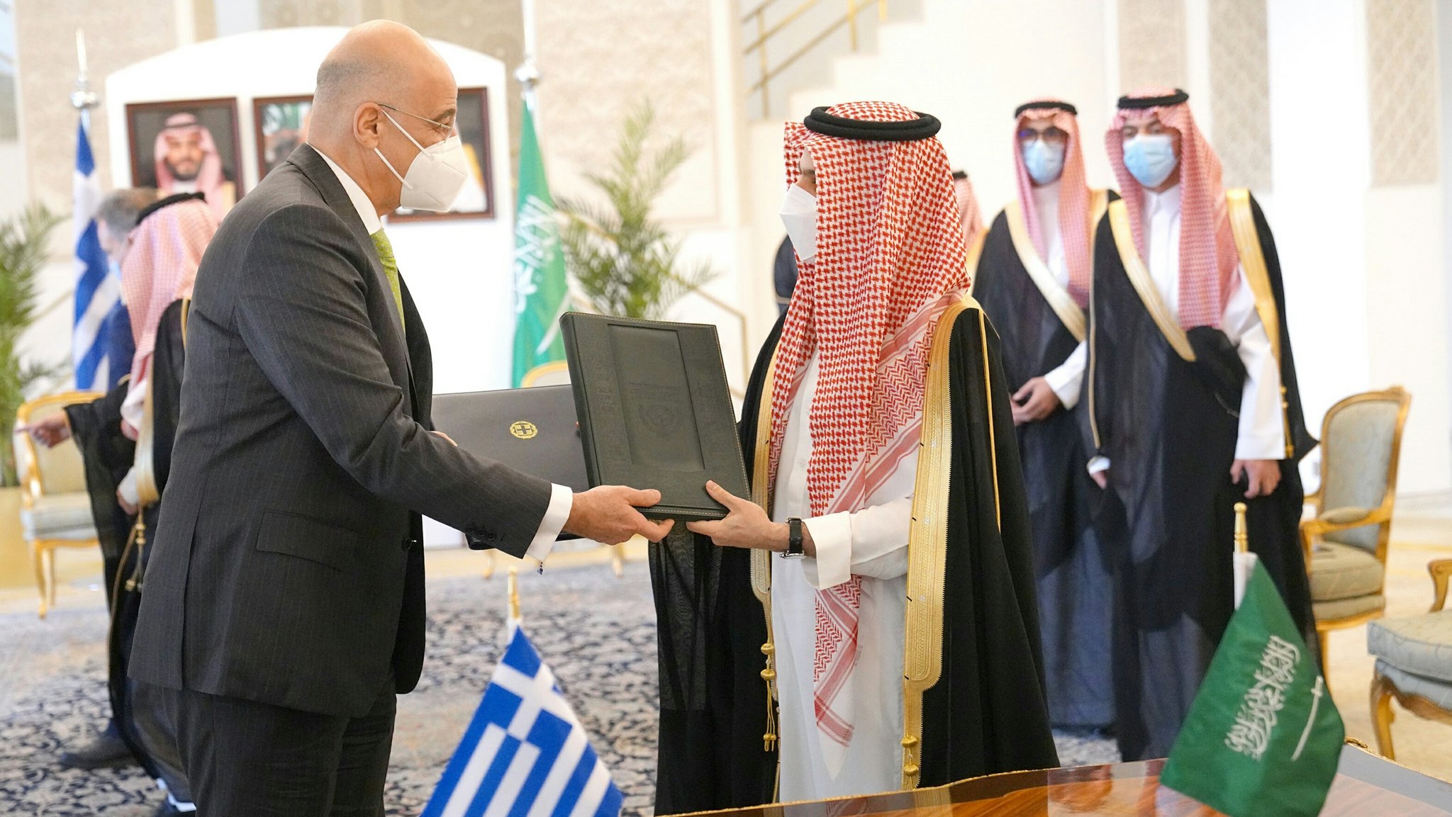 Δένδιας : Ελλάδα και Σαουδική Αραβία αναβαθμίζουν τη διπλωματική και αμυντική συνεργασία τους