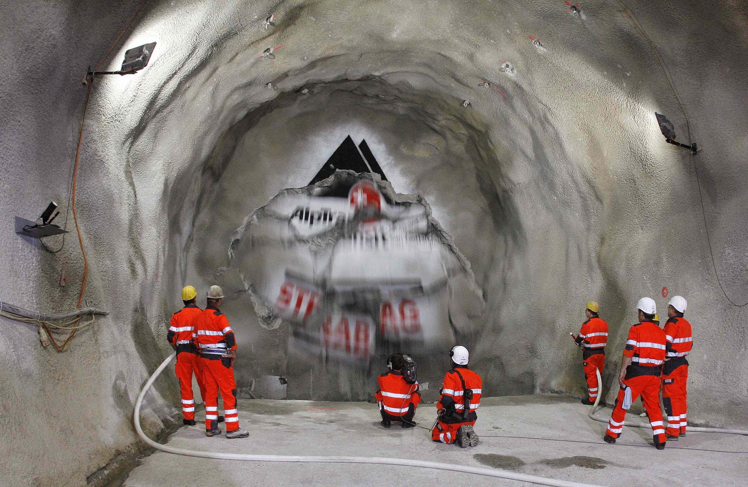 New Athens metro construction sites at the beginning of summer