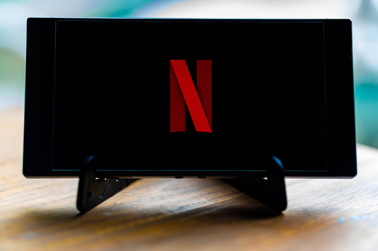 Το Netflix αντιμετωπίζει νέες δοκιμασίες καθώς ξανανοίγουν οι οικονομίες