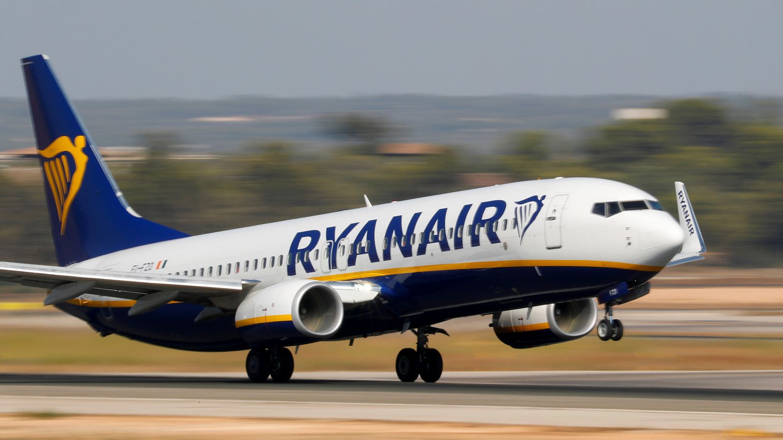 Ryanair: Μεγάλες απώλειες για την εταιρεία