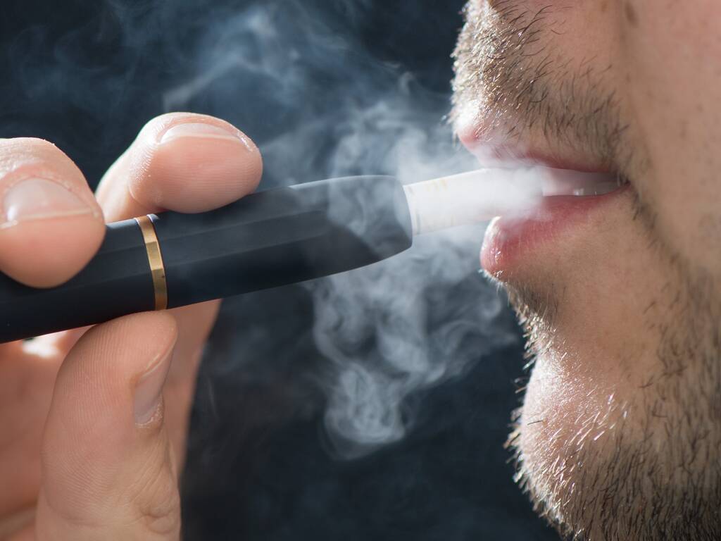 Παπαστράτος – Ανάγκη για ενημέρωση των καπνιστών για τις αιτίες που προκαλούν τις επιβλαβείς συνέπειες από το τσιγάρο