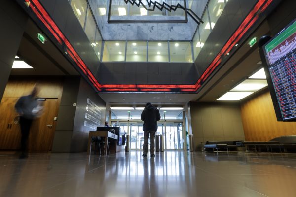 Σκωτσέζικο ντους… για τις τράπεζες