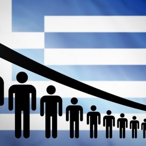 Δημογραφικό: Βραδυφλεγής βόμβα η μείωση του πληθυσμού – Τα μοντέλα προσομοίωσης και η μεταβαλλόμενη ηλικιακή πυραμίδα