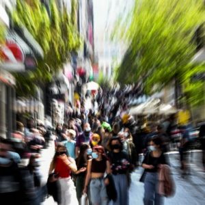 Λιανικό εμπόριο: Μειώθηκε κατά 0,3% στην ευρωζώνη και κατά 0,1% στην ΕΕ