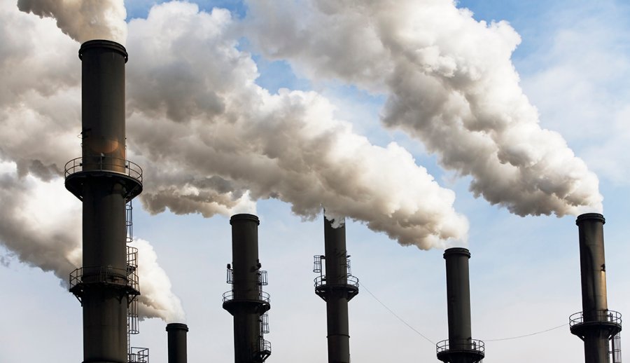 Σκρέκας: Πρόταση για εθνικό κλιματικό νόμο με μείωση ρύπων 55% έως το 2030