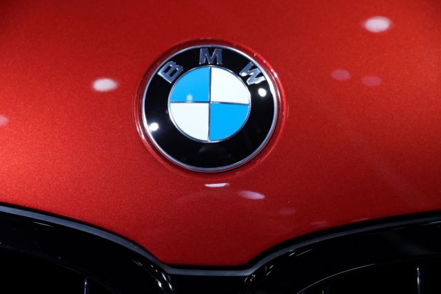 BMW: Μπαταρίες φωτοβολταϊκών συστημάτων θα κατασκευάζει ο γερμανικός Όμιλος