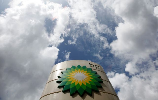BP: Έντονη πίεση από τους μετόχους για «πρασινότερους» στόχους