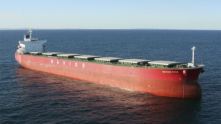 Εντυπωσιακά κέρδη από την πώληση δυο containerships, για την Navios Partners της Αγγελικής Φράγκου