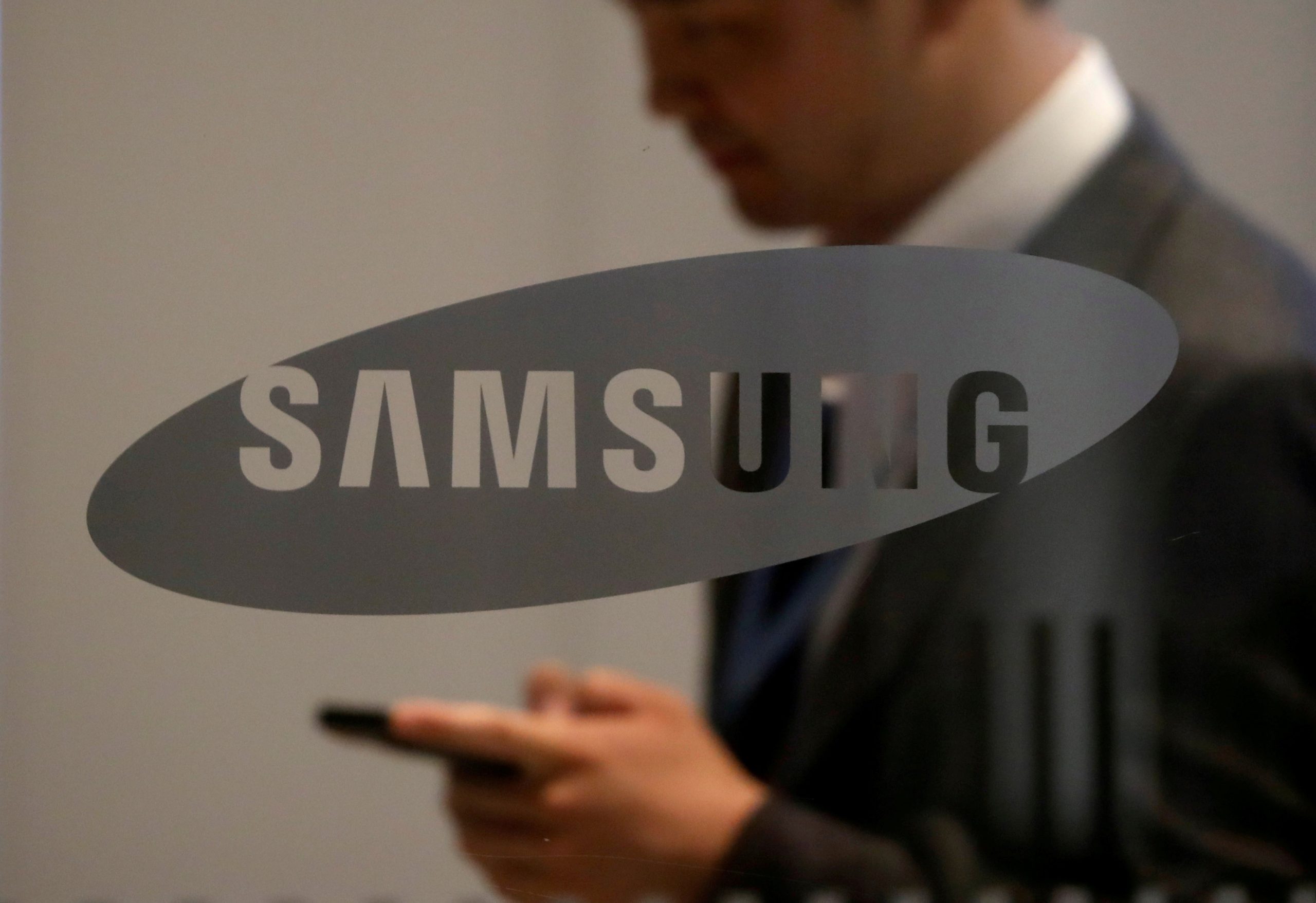 Samsung: Αυξάνει τις επενδύσεις για επεξεργαστές στα 151 δισ. δολάρια