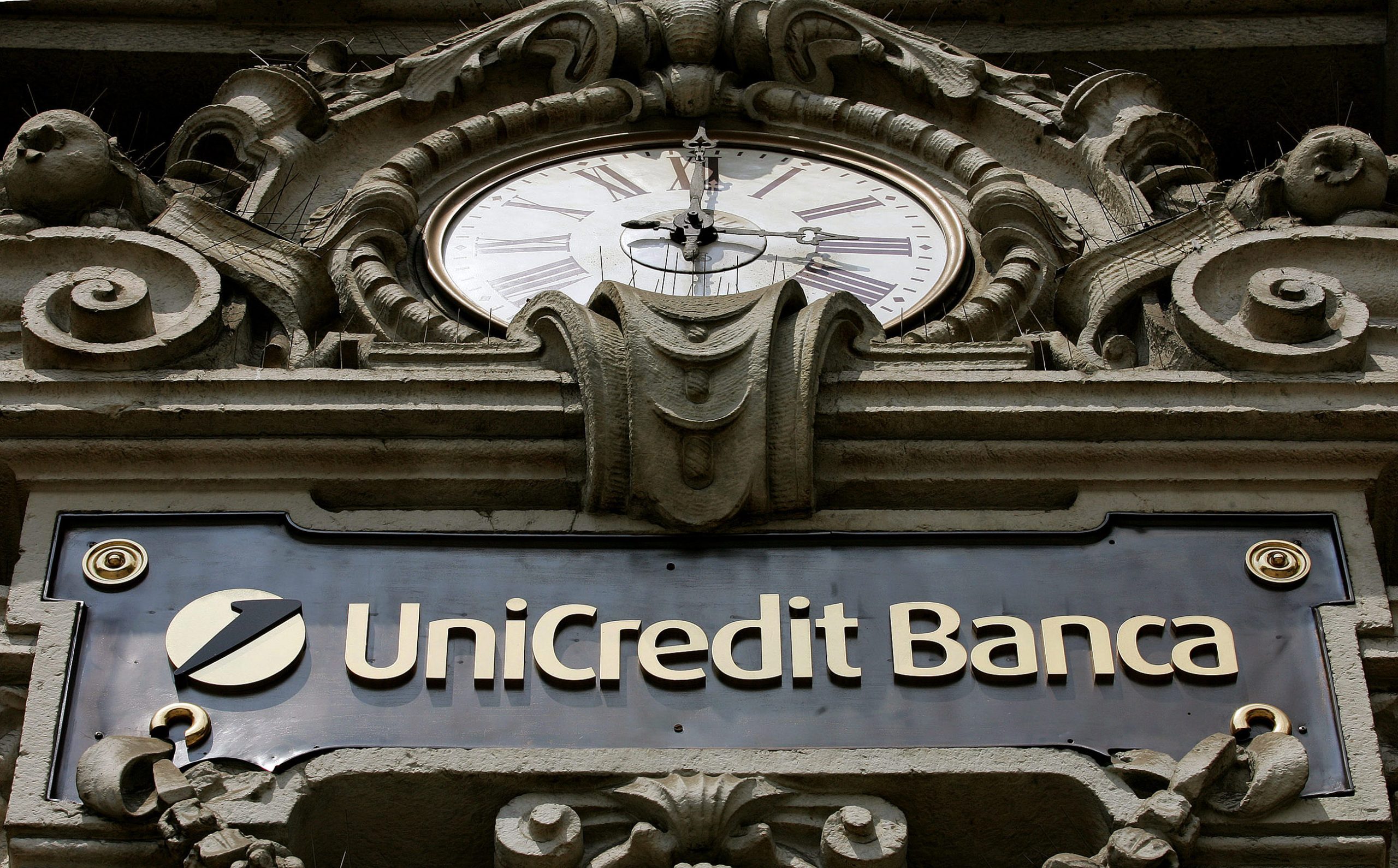 UniCredit – Στο 8% η ανάπτυξη στην Ελλάδα το 2021