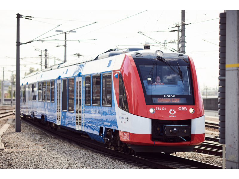Alstom: Μέσα στο 2022 τα πρώτα επιβατικά τρένα υδρογόνου