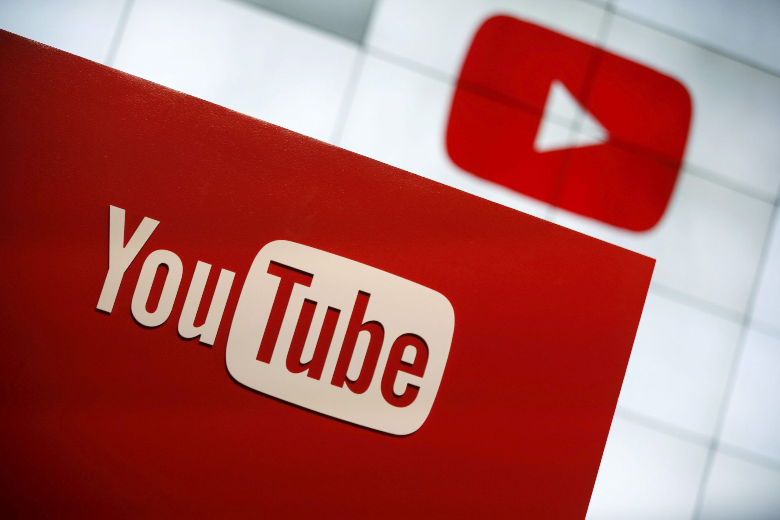 YouTube: Aσύλληπτα νούμερα – Σχεδόν… 400 δισ. δολάρια αξίζει η πλατφόρμα
