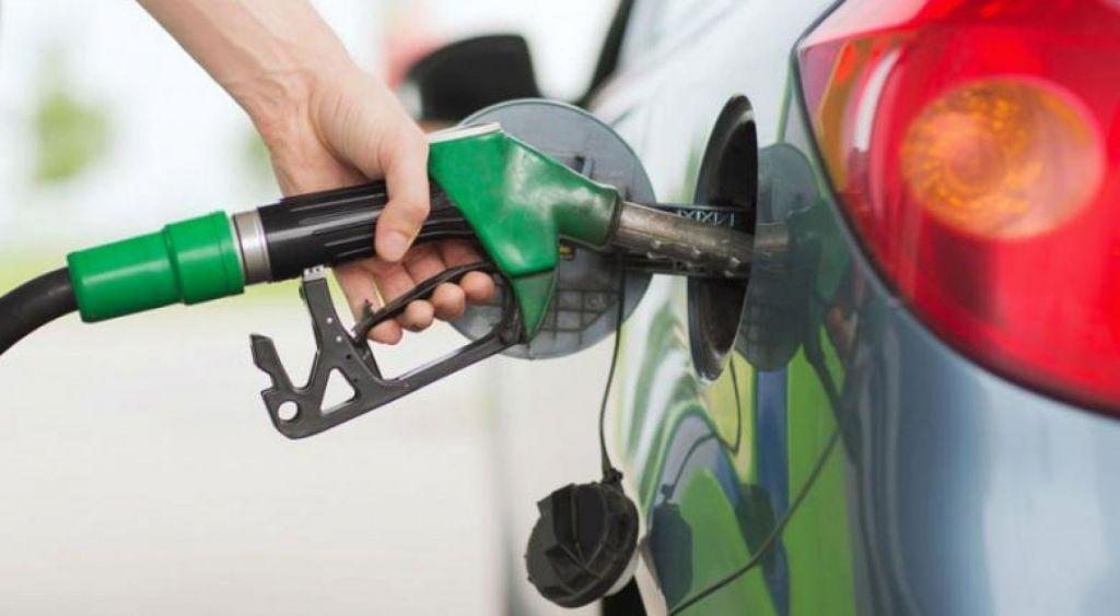 Καύσιμα: Την ανιούσα έχει πάρει η τιμή της βενζίνης