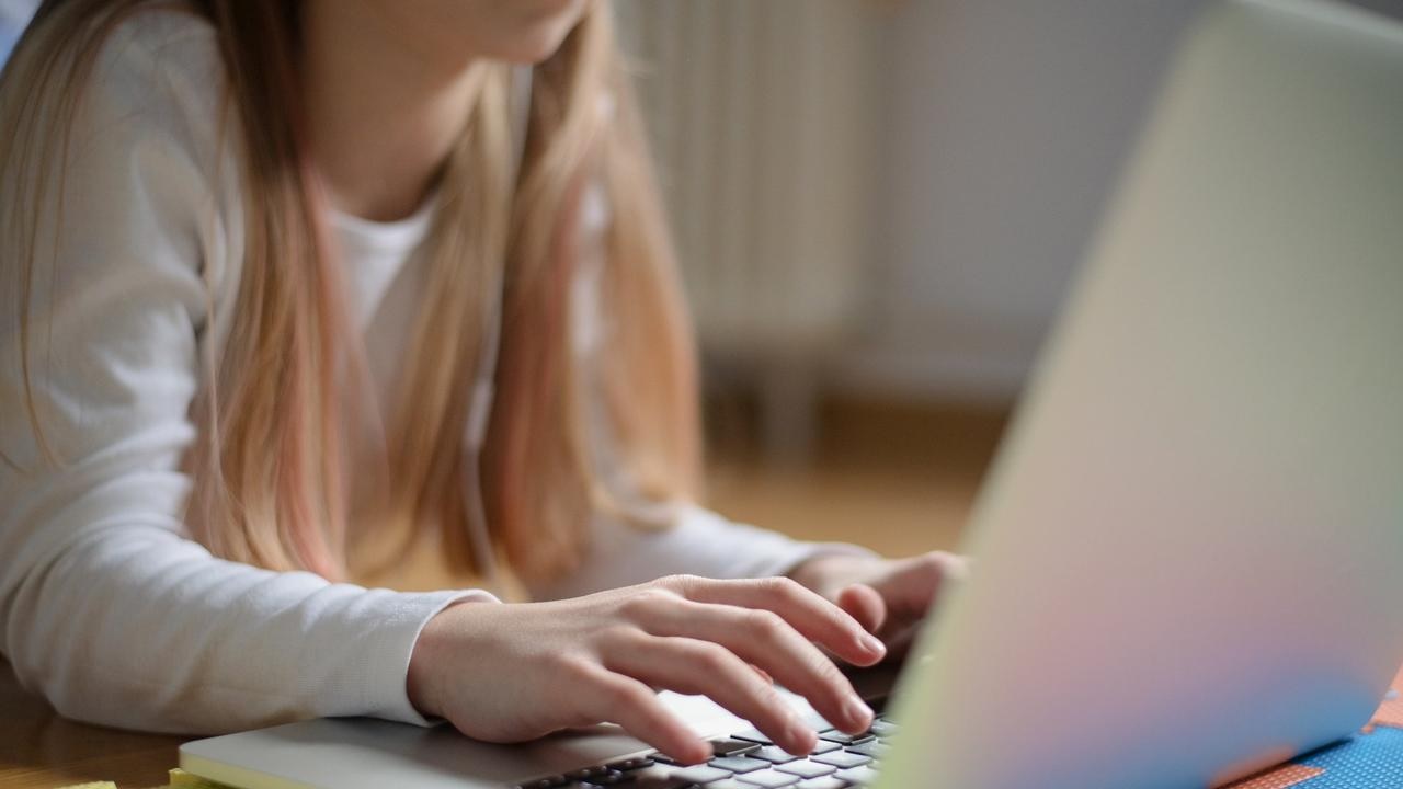 Τι αναζήτησαν τα παιδιά στο διαδίκτυο φέτος το καλοκαίρι