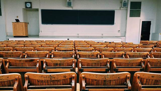ΕΛΣΤΑΤ – Αύξηση προπτυχιακών φοιτητών, μείωση εκπαιδευτικού προσωπικού στα ΑΕΙ το 2020
