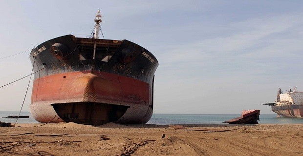 Διαλυτήρια πλοίων: Η έλλειψη οξυγόνου στην Ινδία πάγωσε τις εργασίες