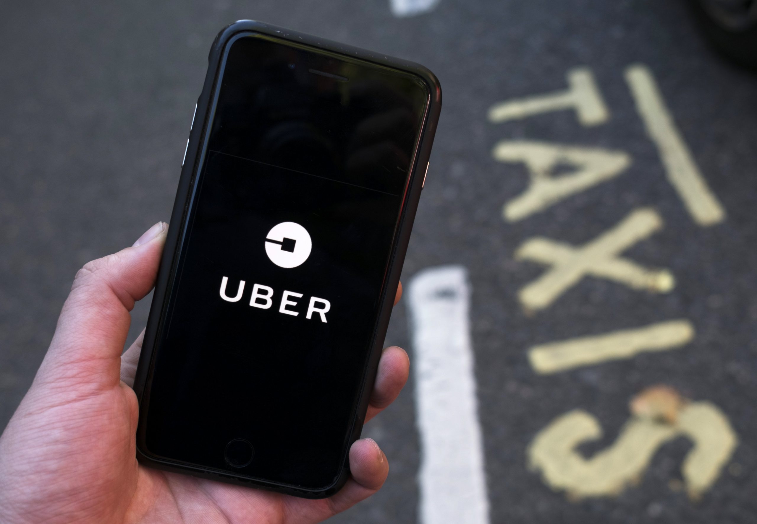Uber: Επέκταση και στη Θεσσαλονίκη