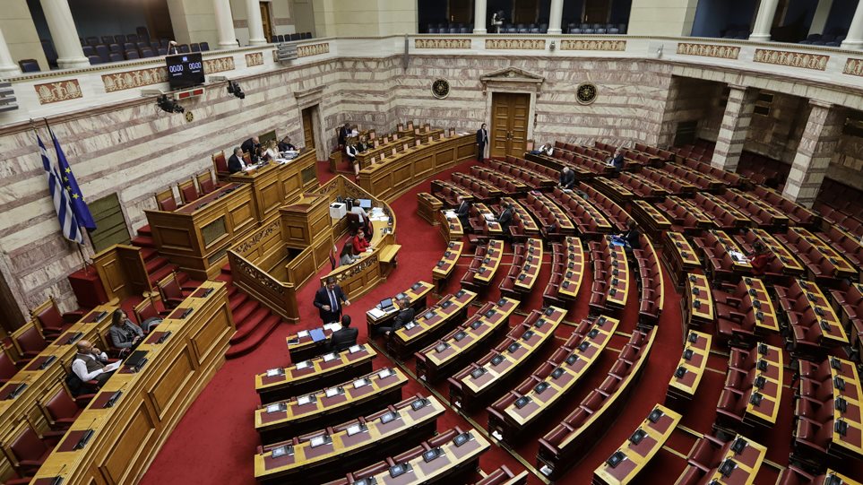 Βουλή: Ξεκινά η συζήτηση για το εργασιακό νομοσχέδιο