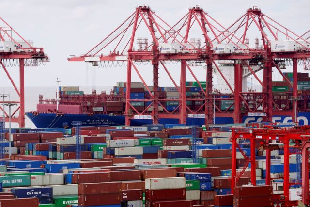 Κίνα: Σε υψηλά δεκαετίας οι εισαγωγές – Ποιες παράγοντες τις επηρέασαν