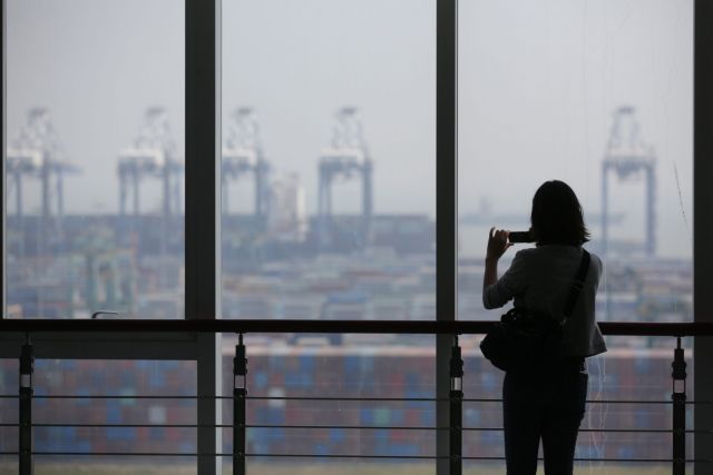 Κίνα-κορωνοϊός: Η νέα εστία στο Γκουανγκτζού απειλεί την παγκόσμια ναυτιλία