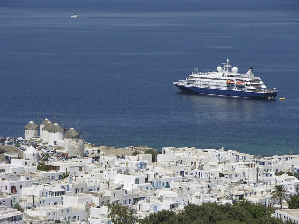 Τα νησιά και ο χαμένος χούμος…