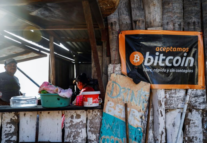 Bitcoin Beach: Η μικρή πόλη που δεν έχει τράπεζα και κινείται με crypto