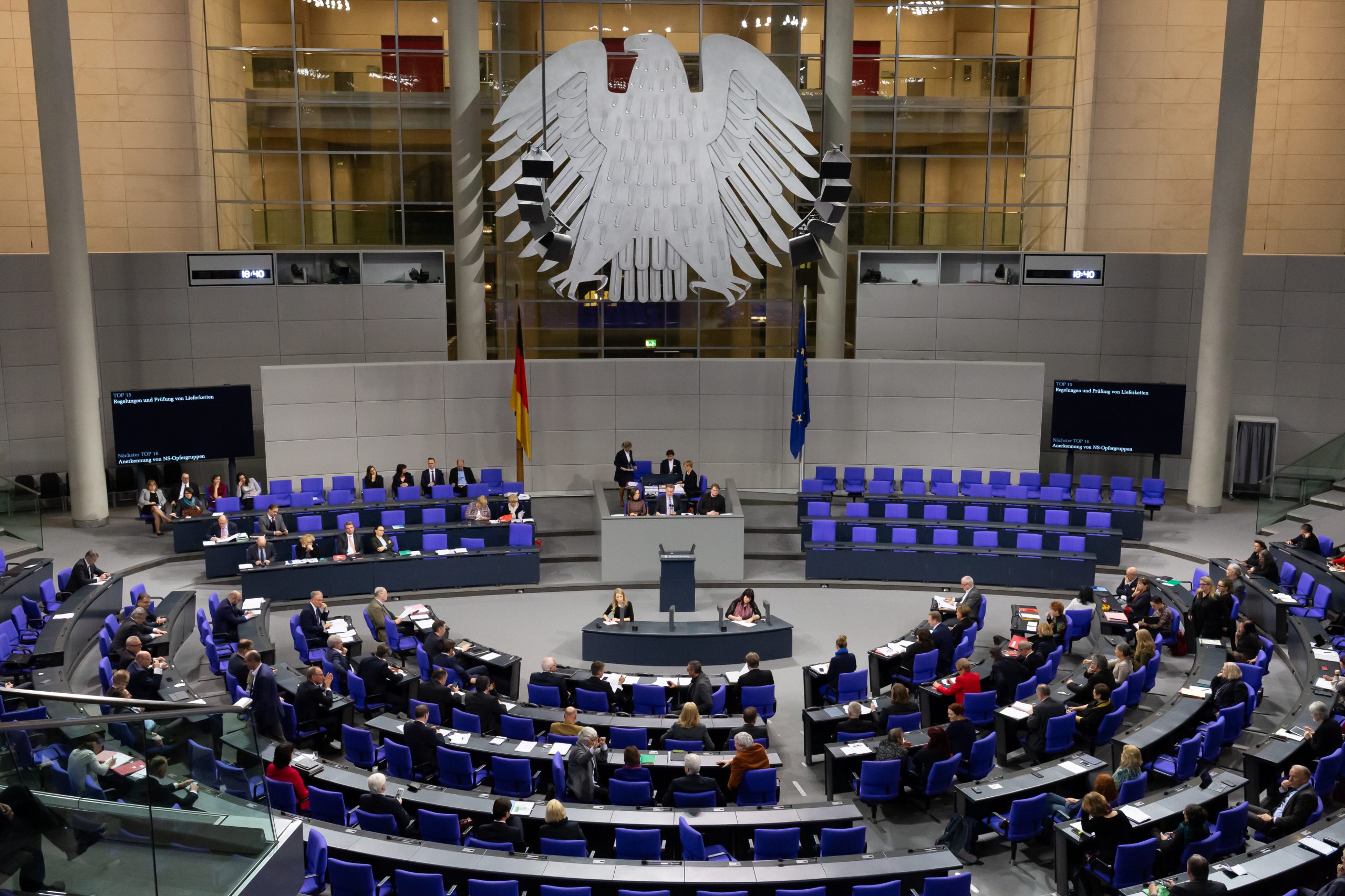 Γερμανία: Σε βαρύ κλίμα κυλά η «δημοσιονομική εβδομάδα» στο Βερολίνο – Τα νέα δεδομένα που έφερε ο πόλεμος