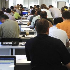 Δημογραφικό: Η Ελλάδα γερνάει και στο… Δημόσιο