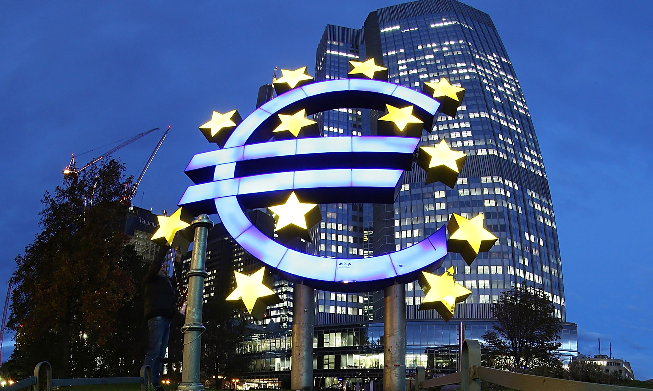 Ευρωζώνη: Στα 10,9 δισ. ευρώ το εμπορικό πλεόνασμα τον Απρίλιο