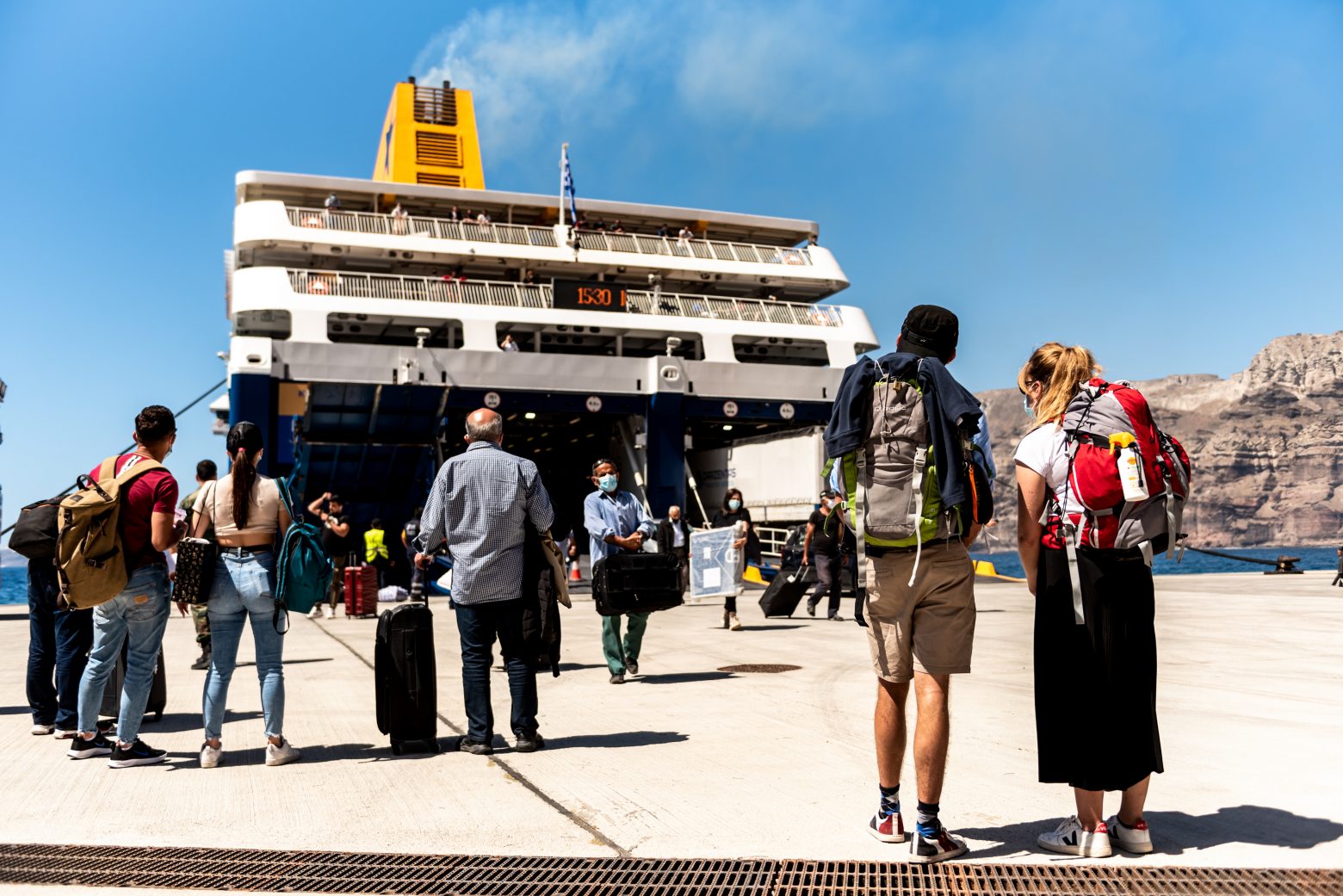 ΕΛΣΤΑΤ: Μείωση 47,6% στη διακίνηση επιβατών στους ελληνικούς λιμένες το δ’ τρίμηνο του 2020