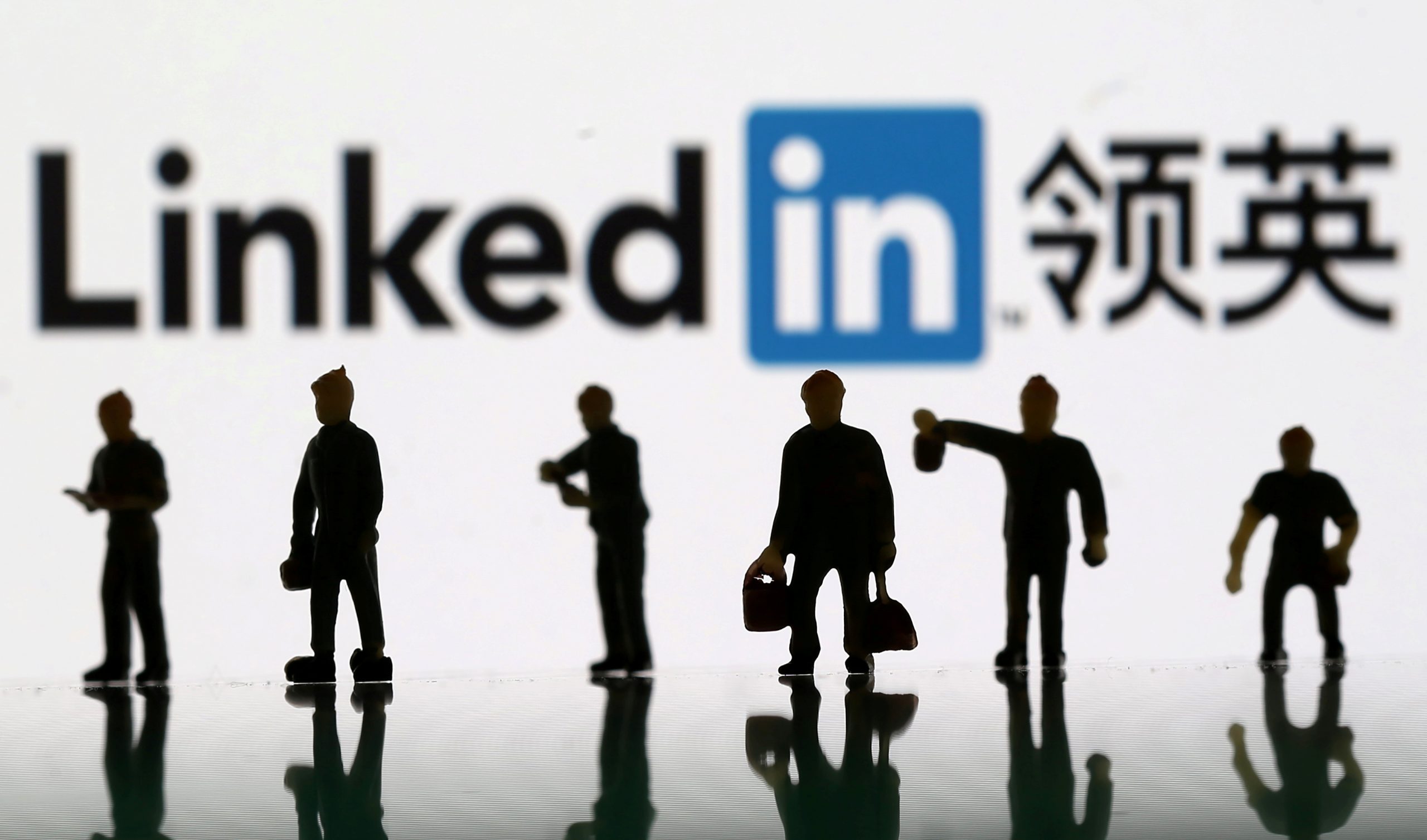 Η Microsoft κλείνει την πλατφόρμα LinkedIn στην Κίνα