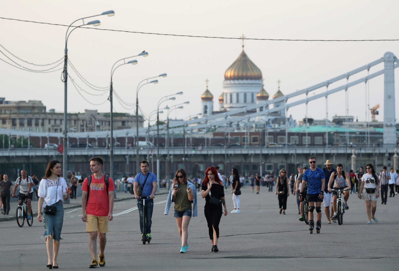Νέοι Ρώσοι μένουν άνεργοι εξαιτίας των κυρώσεων