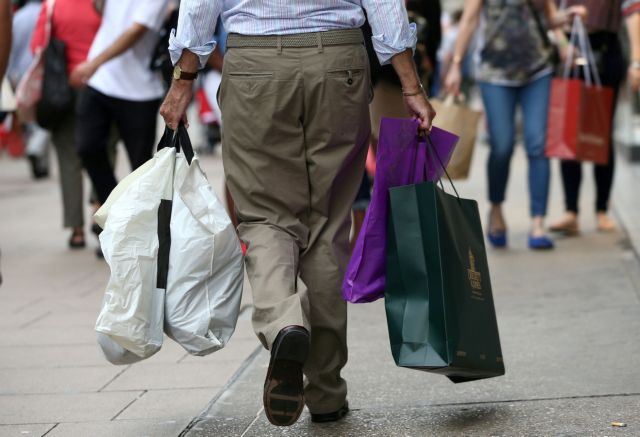 Retail sales volume in Greece down 4.2% in May 2022