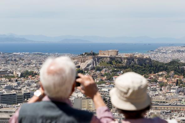 «Επιχείρηση» προσέλκυσης Γερμανών συνταξιούχων – Πού επενδύουν