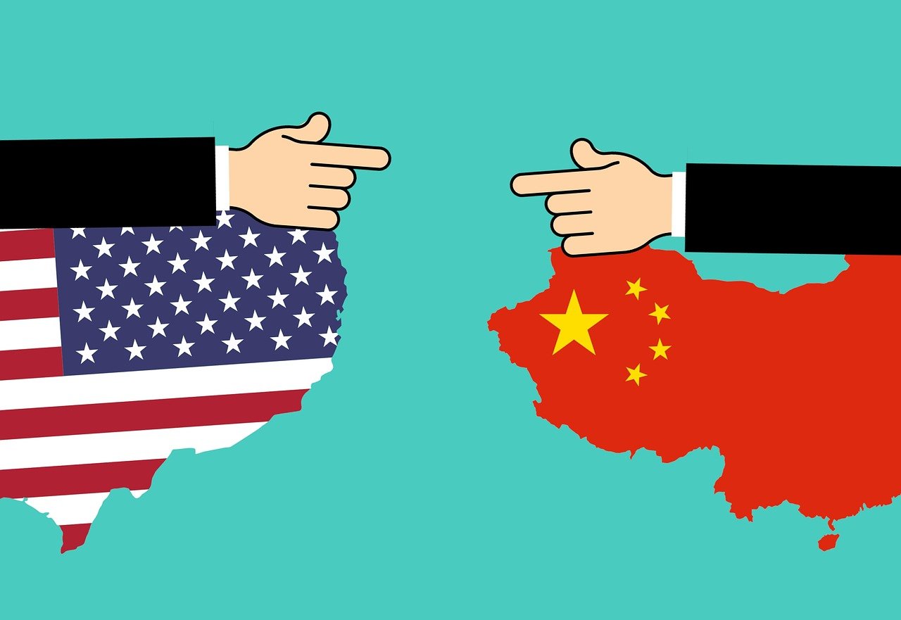 Ξανά στο προσκήνιο ο εμπορικός πόλεμος ΗΠΑ – Κίνας