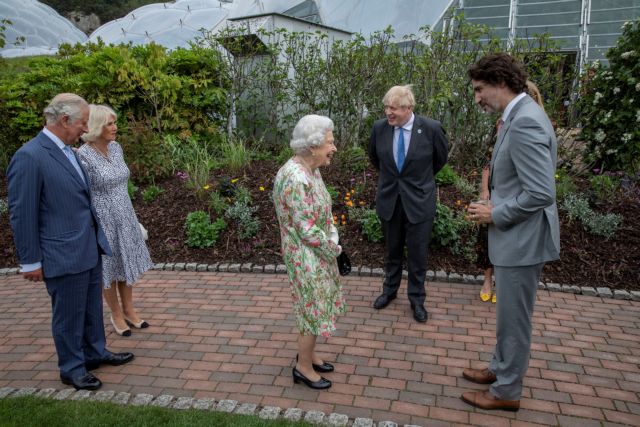 Η δεξίωση της βασίλισσας Ελισάβετ στους ηγέτες της G7