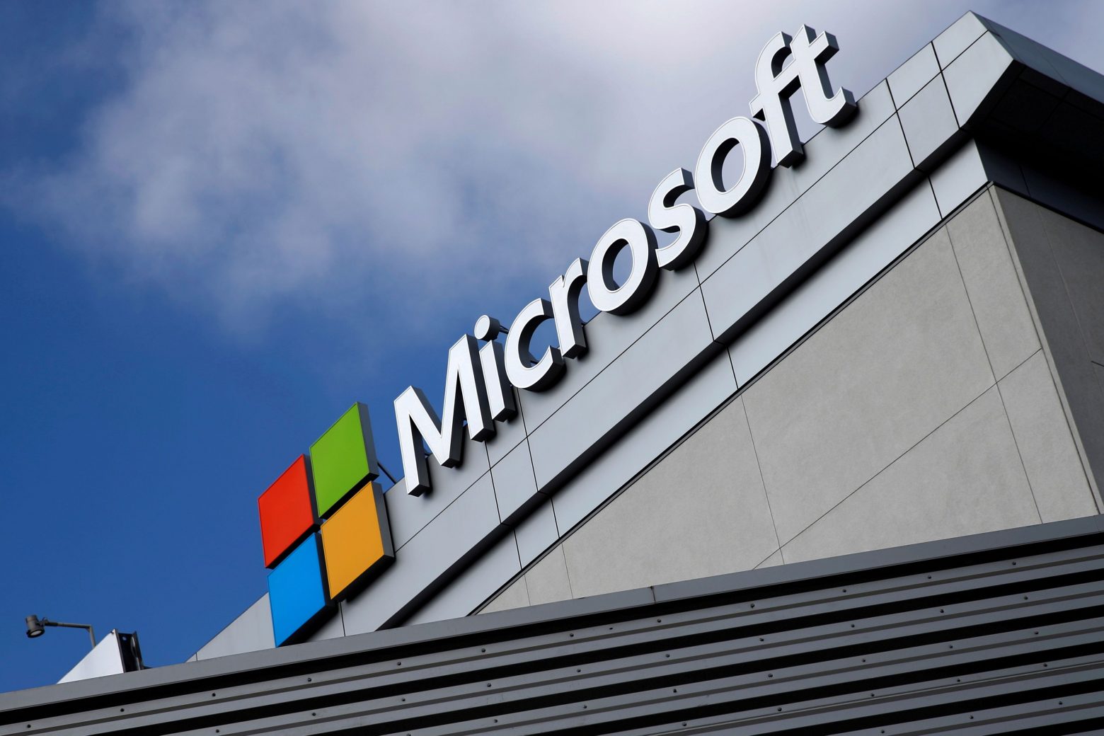 The 3 Microsoft Data Centers in Spata and Koropi are on the way