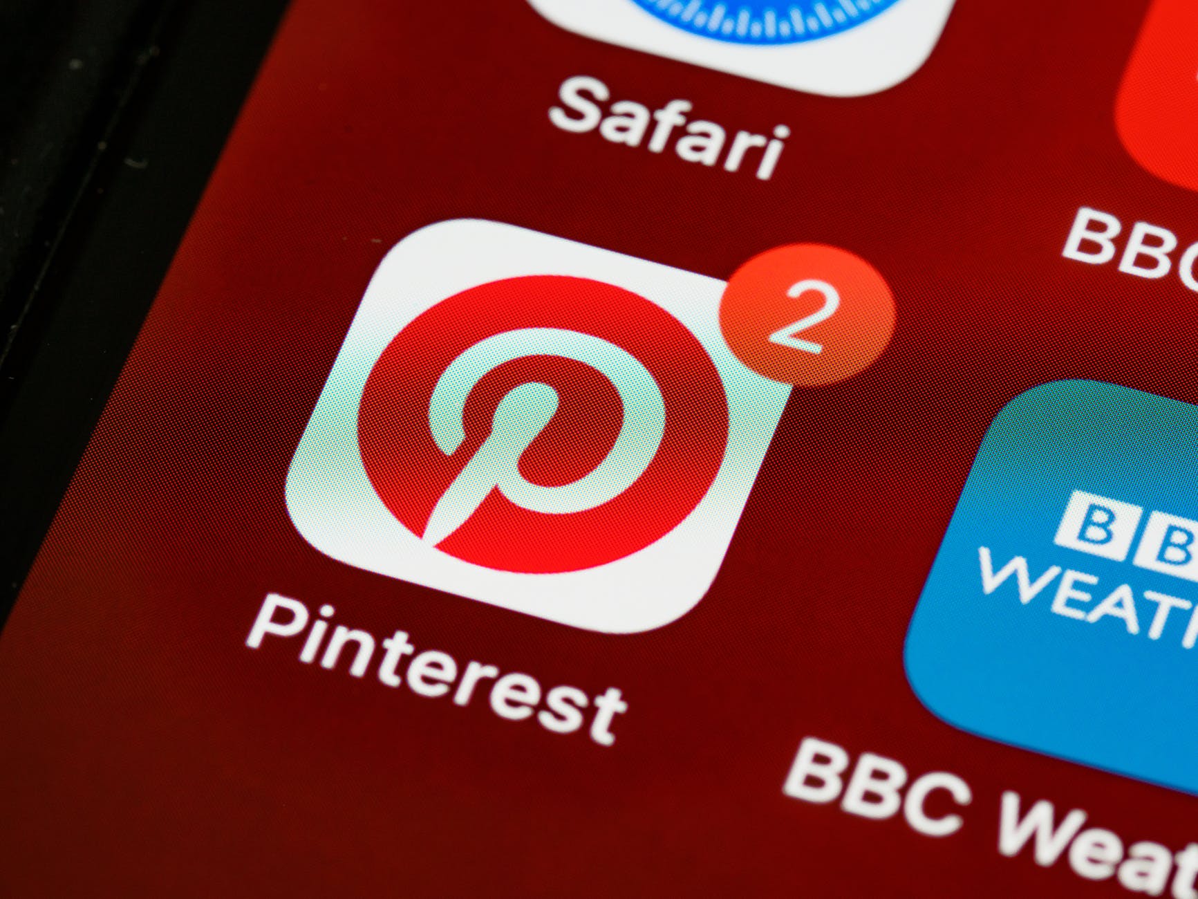 Pinterest: Προχωρά σε απολύσεις 150 εργαζομένων