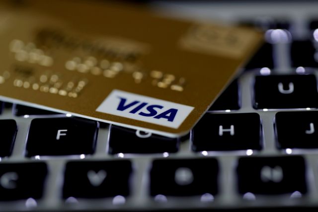 Visa: Πάνω από 1 δισ. δολ. δαπανήθηκαν σε crypto-κάρτες