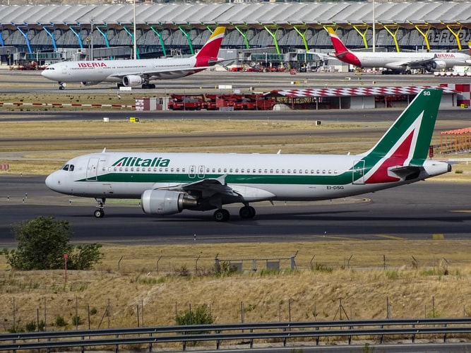 Alitalia: Δικαιώνονται πρώην εργαζόμενοι
