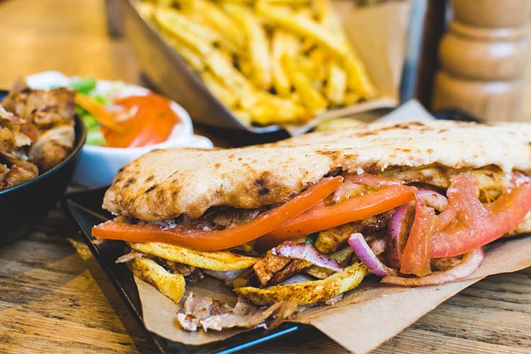 Τρόφιμα: Οι καταναλωτικές συνήθειες των Ελλήνων