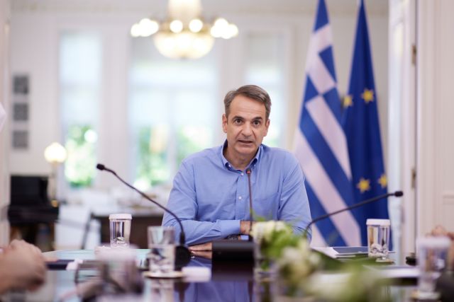 Σύσκεψη τη Δευτέρα υπό τον Μητσοτάκη για την πορεία των εμβολιασμών