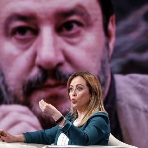 Σαλβίνι: Υπέρ της φορολόγησης των τραπεζών αλά ισπανικά